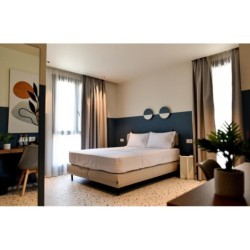 Hamburg - Vlorë - Rich Boutique Hotel
