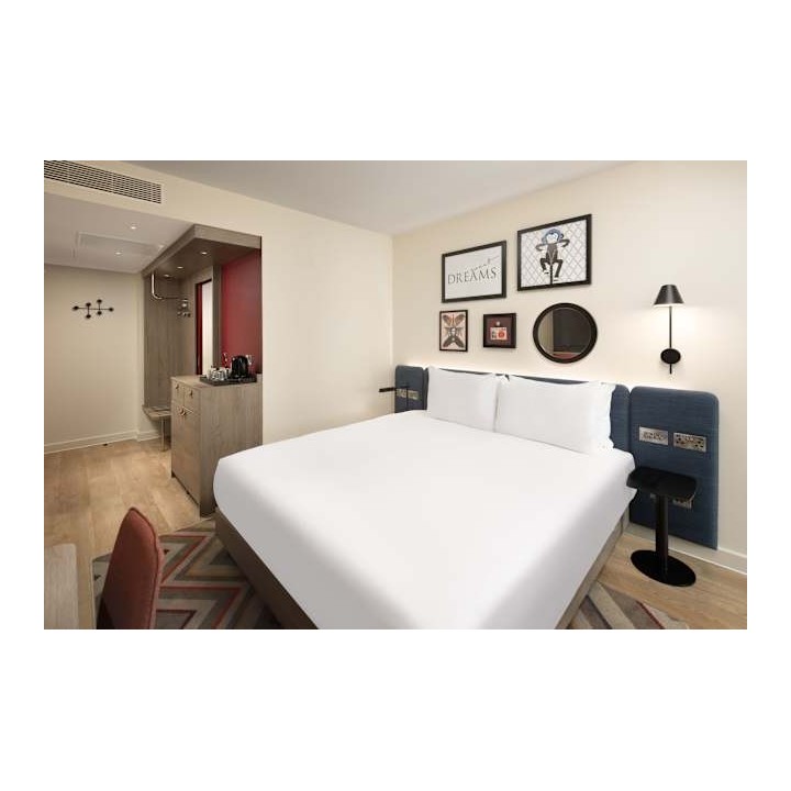 Hampton by Hilton London City