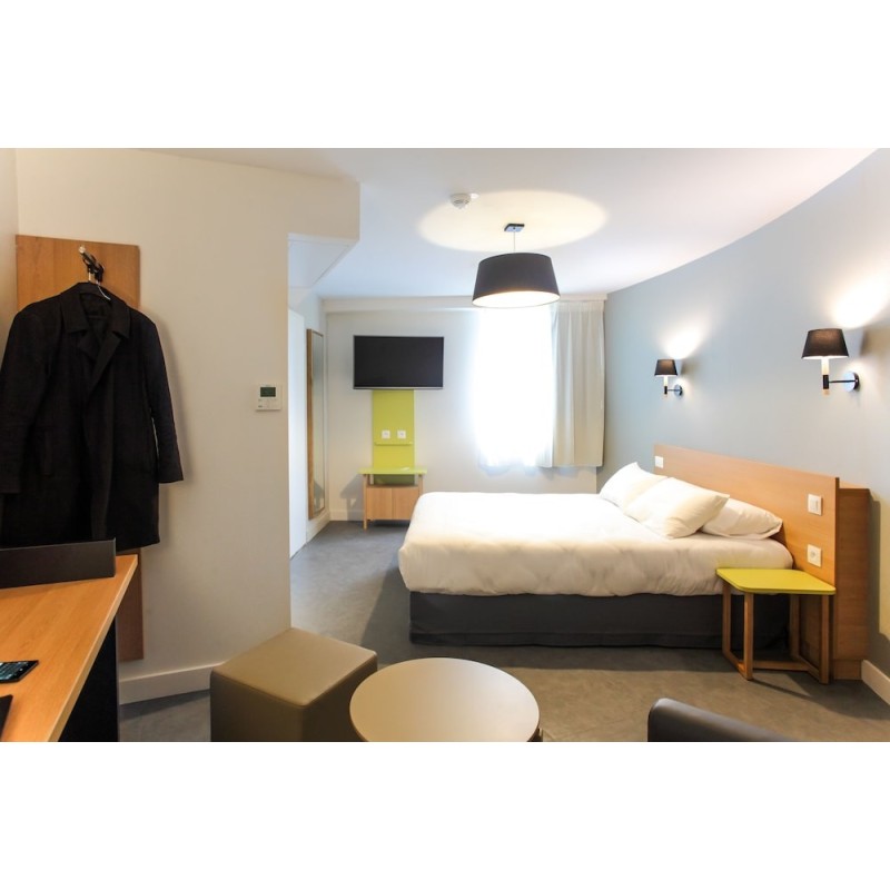 Hannover - Paris - Hotel Reseda