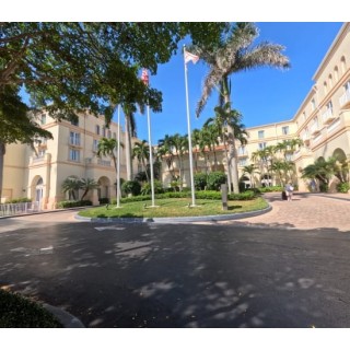 Hilton Naples