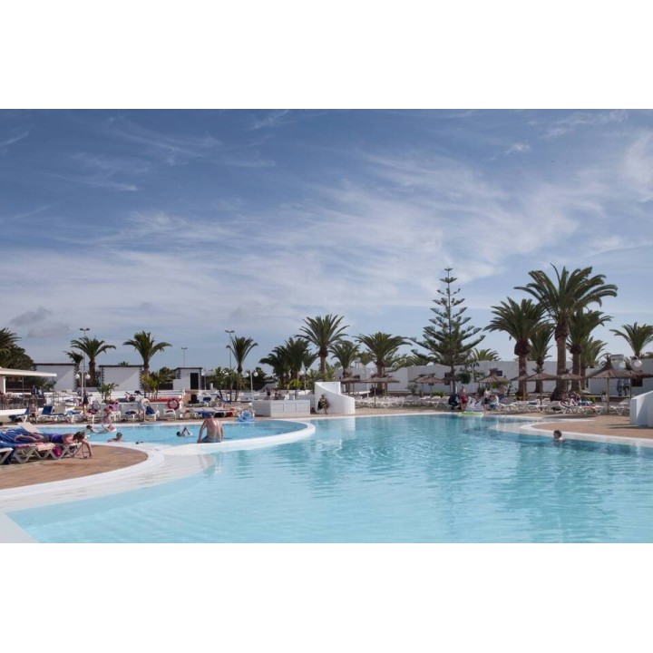 Hl Rio Playa Blanca Hotel