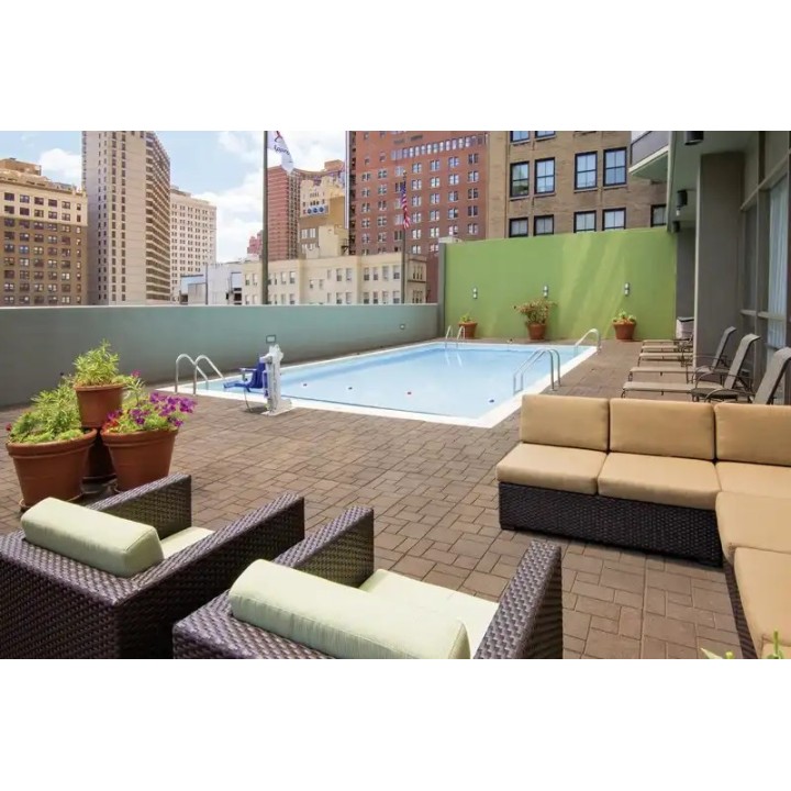 Holiday Inn Express Philadelphia-Midtown
