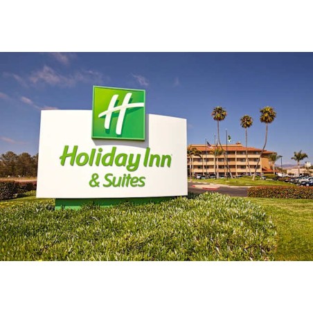 Holiday Inn Hotel & Suites Santa Maria