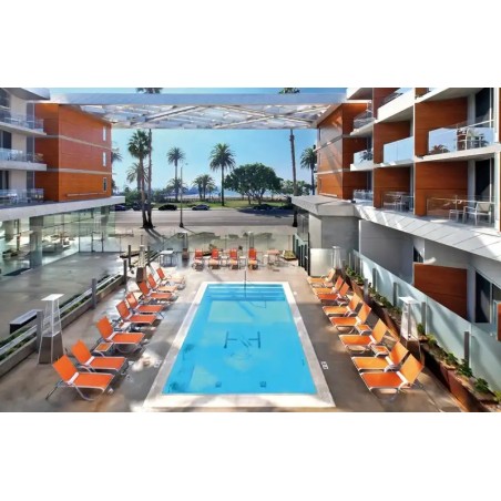 Shore Hotel