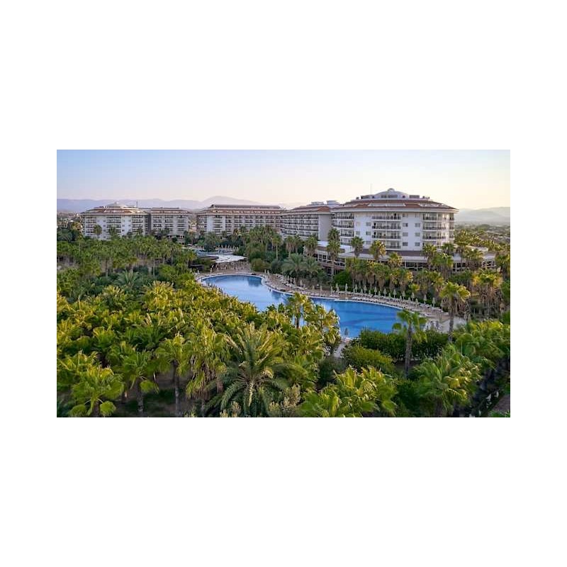 Seaden Sea World Resort & Spa