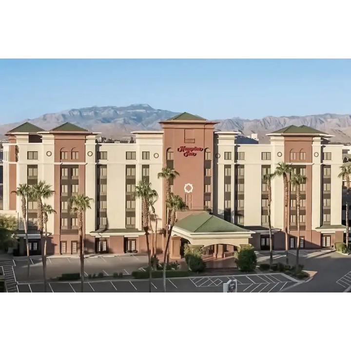 Hampton Inn Tropicana