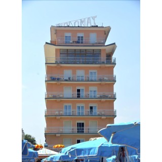 Hotel Diplomat Marine