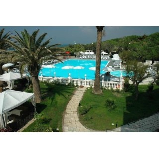 Hotel Domizia Palace