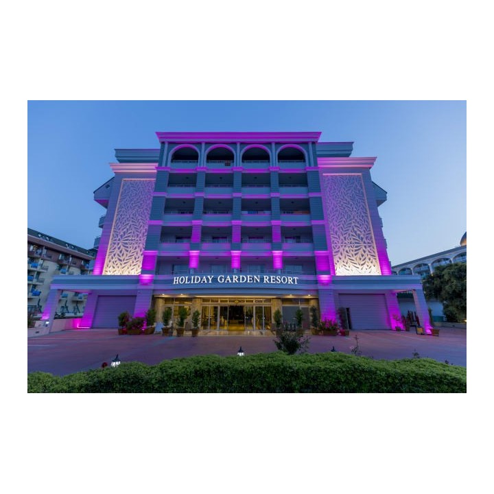 Hotel Holiday Garden Resort