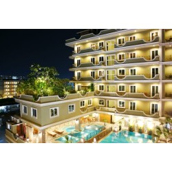 Hotel LK Royal Suite