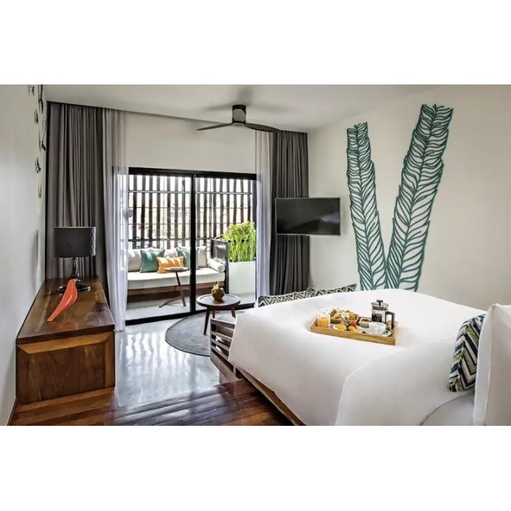 The Aviary Hotel