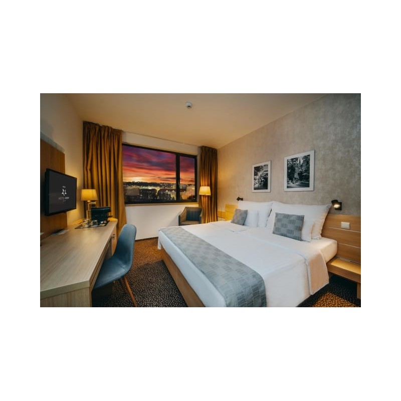 Iris Hotel Eden