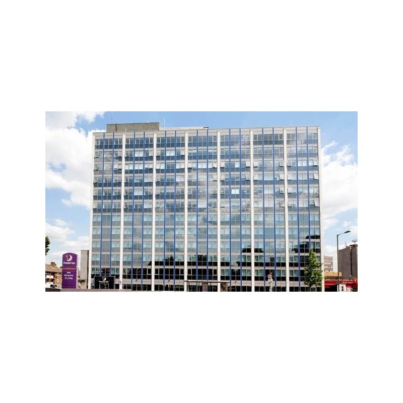Karlsruhe Baden Baden - London - Premier Inn London Hendon (The Hyde)