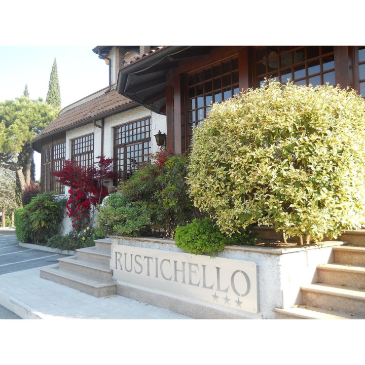 Köln Bonn - Desenzano del Garda - Hotel Il Rustichello