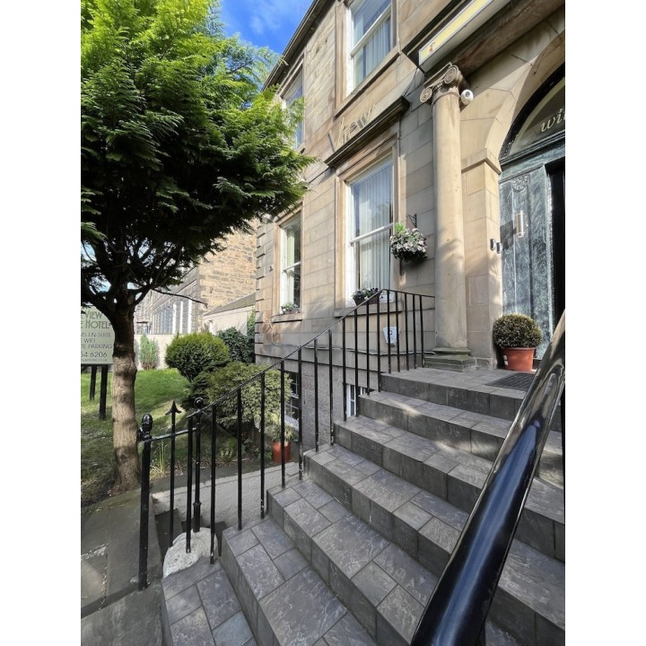 Köln Bonn - Edinburgh - Park View House