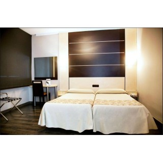 Köln Bonn - Granada - Hotel Universal