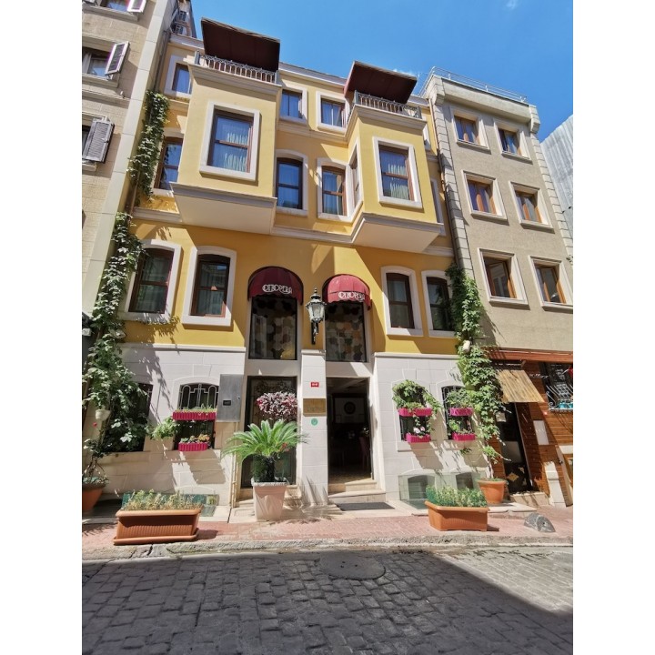 Köln Bonn - Istanbul - Ottopera Hotel