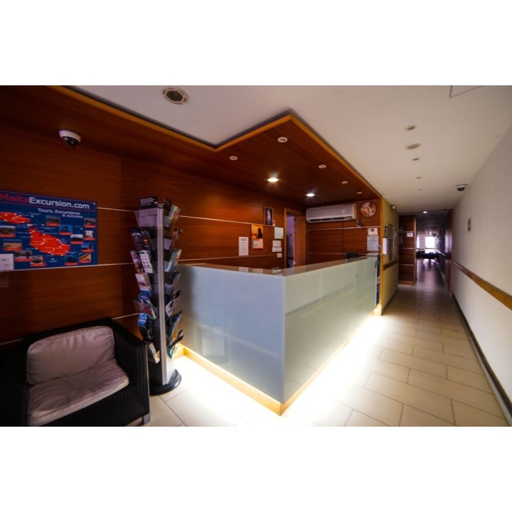 Köln Bonn - Malta - Qawra Point Holiday Complex