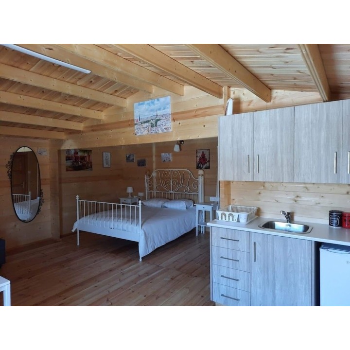 Köln Bonn - Mazotos - Cyprus Glamping Park