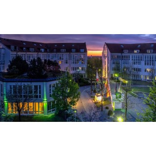 Köln Bonn - München - Holiday Inn MUNICH - UNTERHACHING