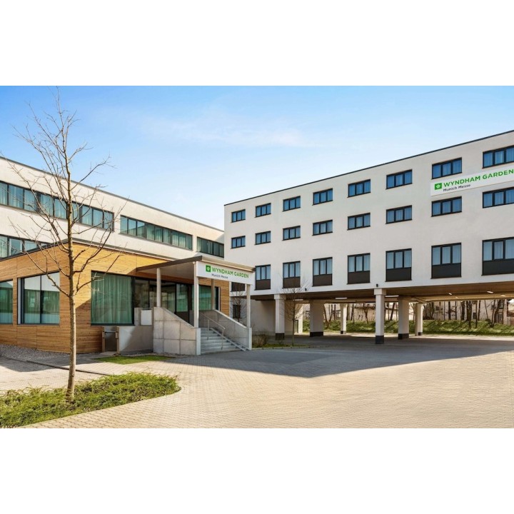 Köln Bonn - München - Wyndham Garden Munich Messe