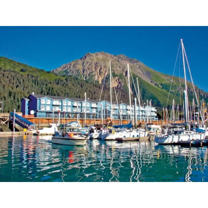 Harbor 360 Hotel