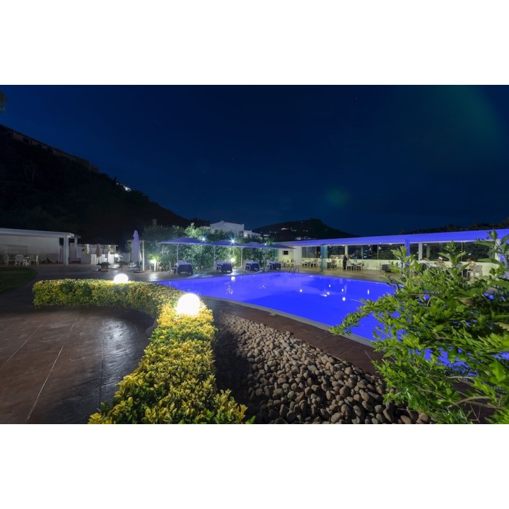 Köln Bonn - Pozzuoli - Agave Hotel