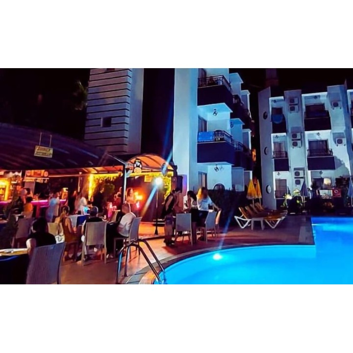 Köln Bonn - Side - Summer rose hotel