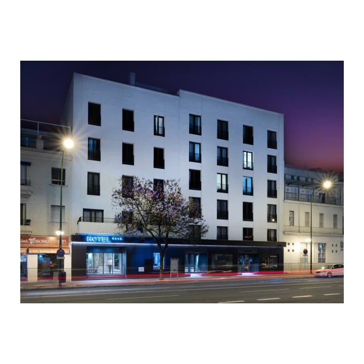 Virgen de los Reyes Hotel by Senator