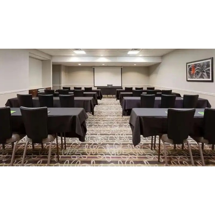 La Quinta by Wyndham Minneapolis Bloomington W