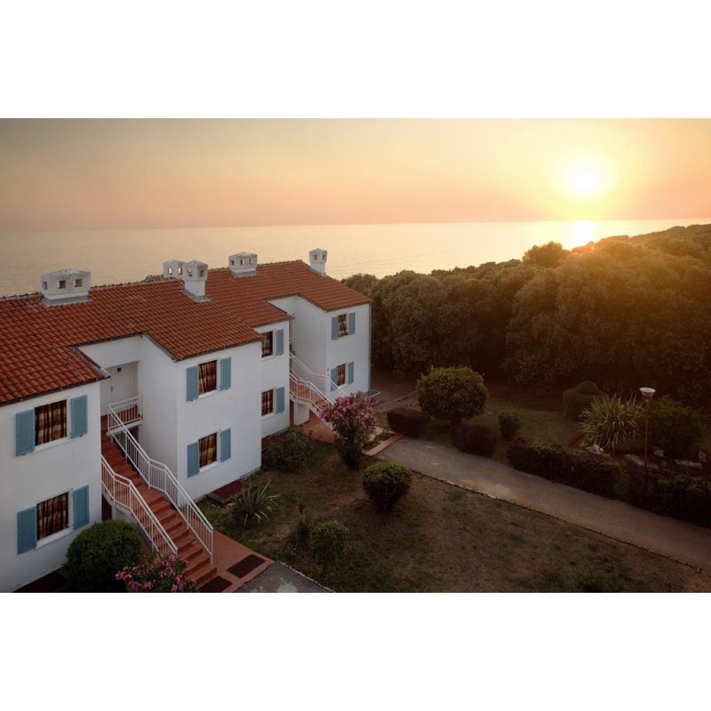 Lanterna Apartments
