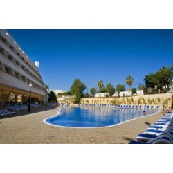 Las Piramides Resort