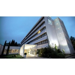 Living Place Hotel