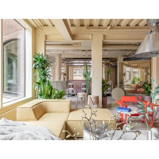 Locke at Broken Wharf