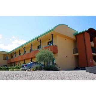 Luna Hotel Motel Airport