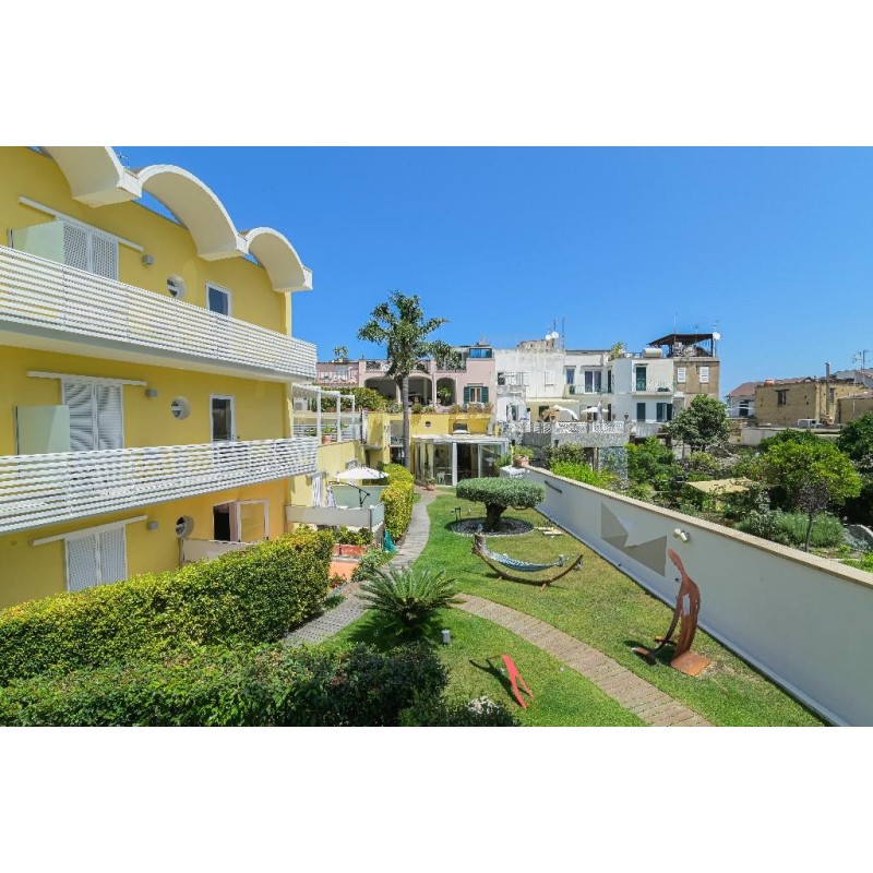 Marina 10 Boutique & Design Hotel