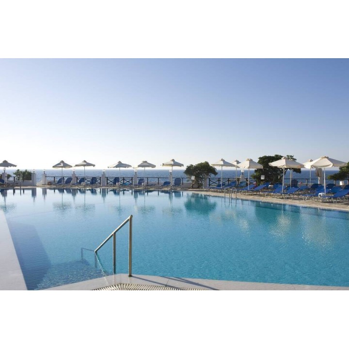 Maritimo Beach Hotel