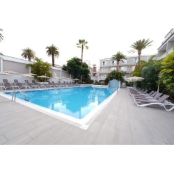 Hotel RF San Borondon