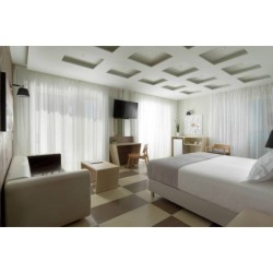 Melrose Hotel