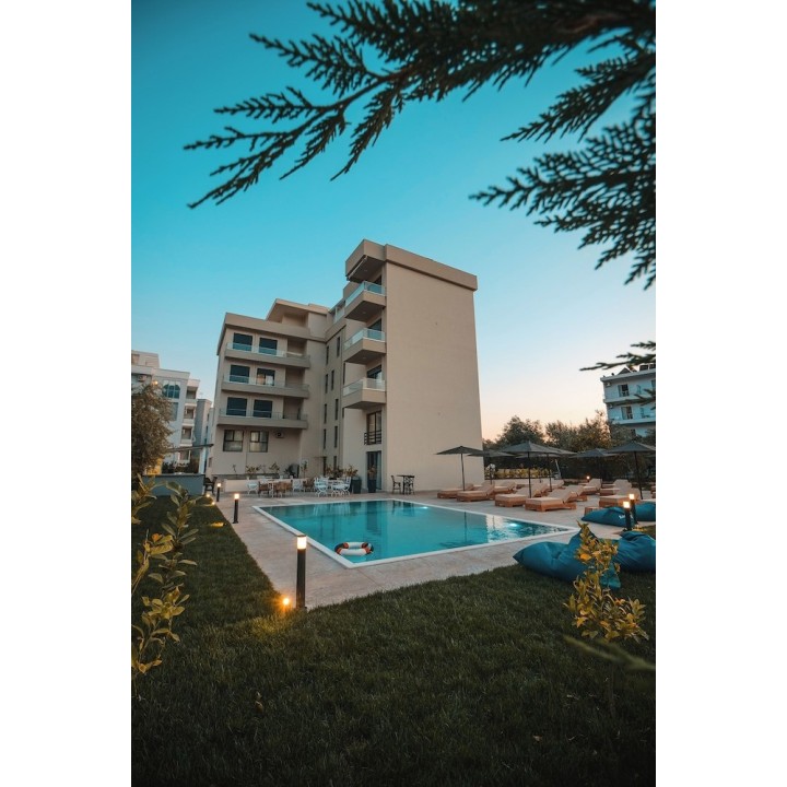 Memmingen - Himarë - The Blue Wave Hotel