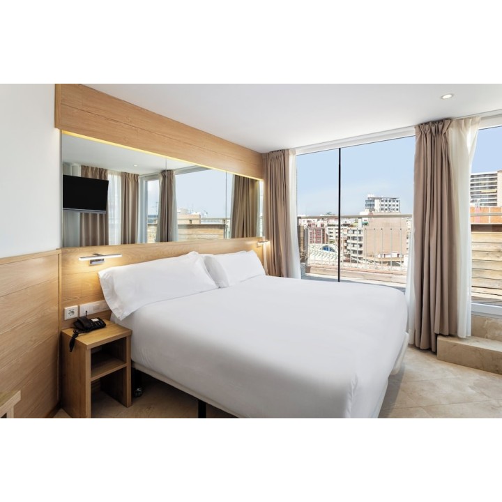 Memmingen - Tarragona - B&B HOTEL Tarragona Centro Urbis