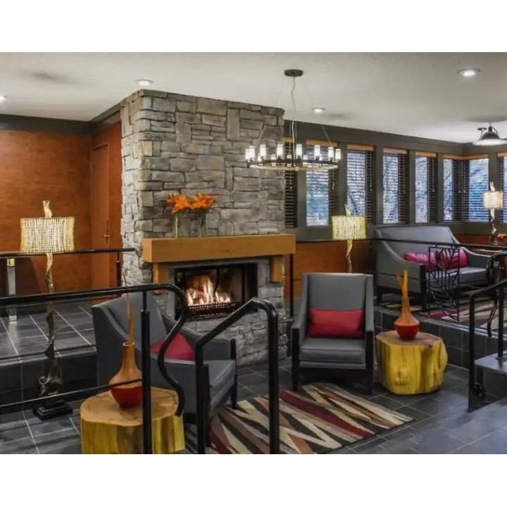Whistler Village Inn & Suites