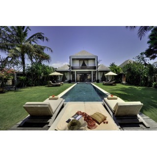 München - Bali Sanur - Aventus Luxury Beachfront Villa Gianyar