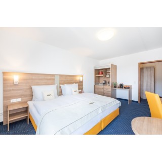 München - Düsseldorf - acora Düsseldorf Living the City