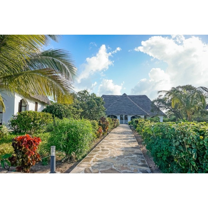 München - Michamvi - Pearl Beach by Sansi