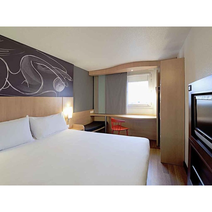 München - Paris - Ibis Orly Chevilly Tram 7