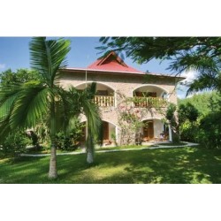L'Hirondelle Self Catering Guest House