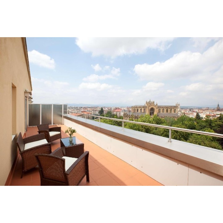 NH Canciller Ayala Vitoria