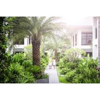 Novotel Phuket Karon Beach Resort & Spa