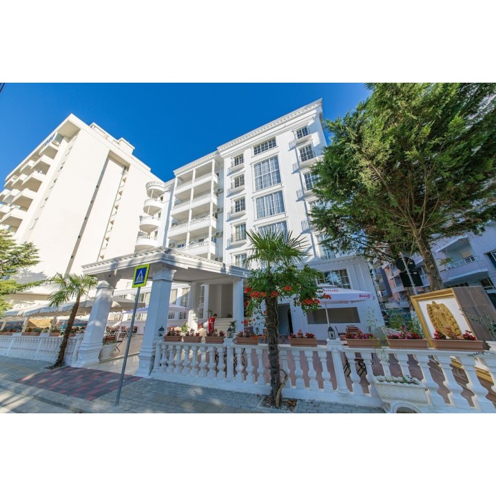 Nürnberg - Durres - Esal Hotel